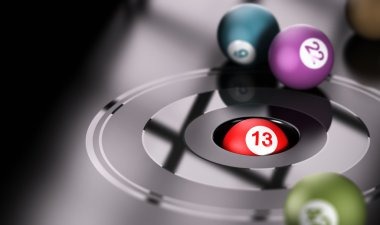 btv4d Lucky Number live draw studio with dealer